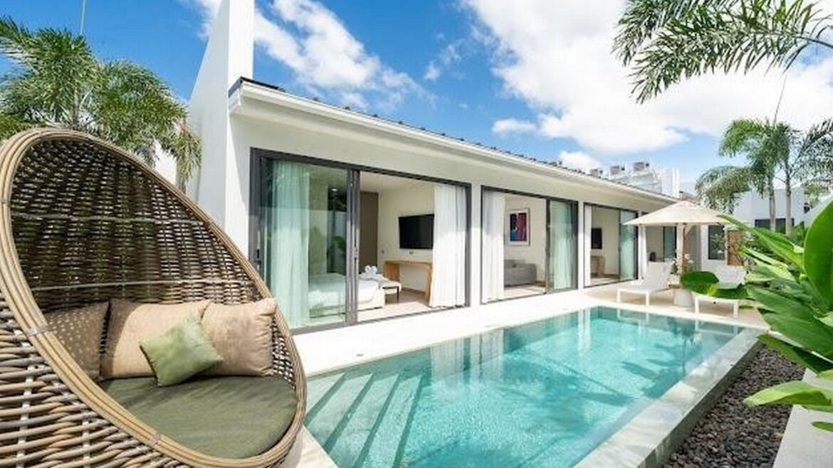 3-Bedroom Deluxe Garden Pool Villa