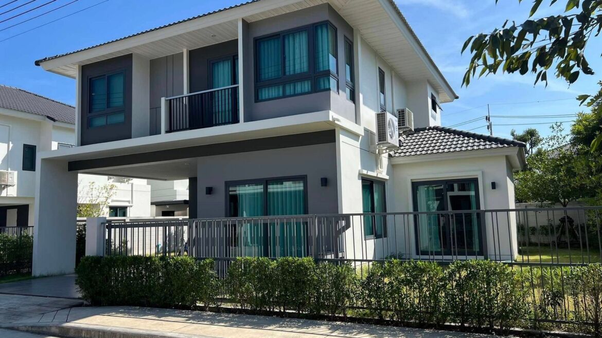 SUPALAI LAKE VILLAS