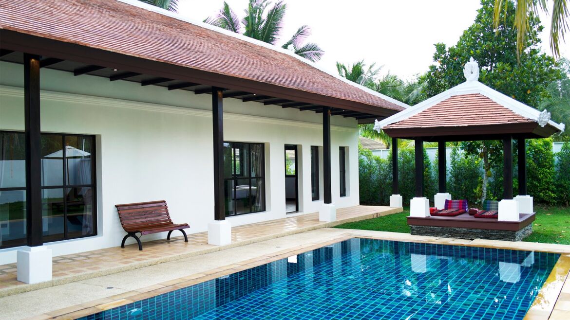 Luxury 2-Bedroom Pool Villa