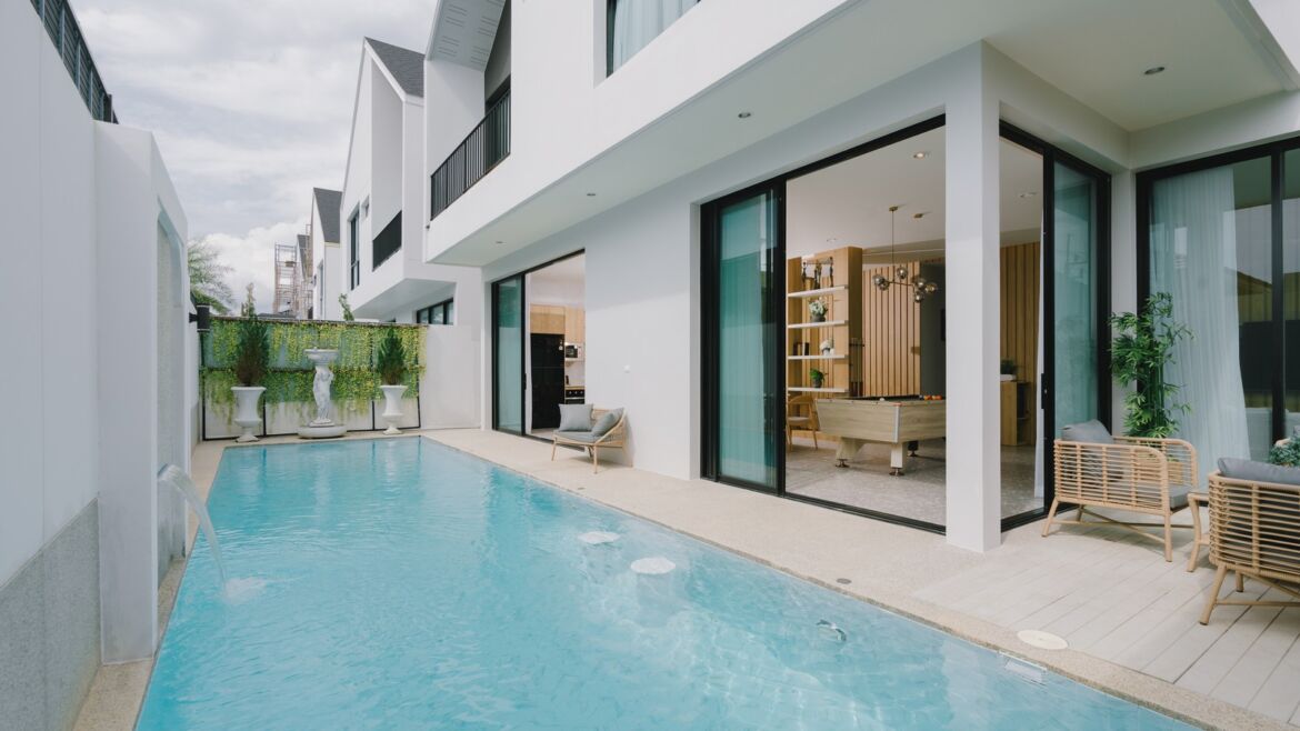 Modern Pool Villa For Sale – (Pasak)
