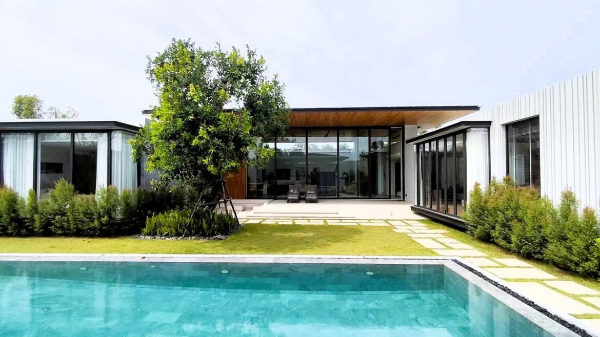 Luxury Living in the Heart of Laguna – Bang Tao
