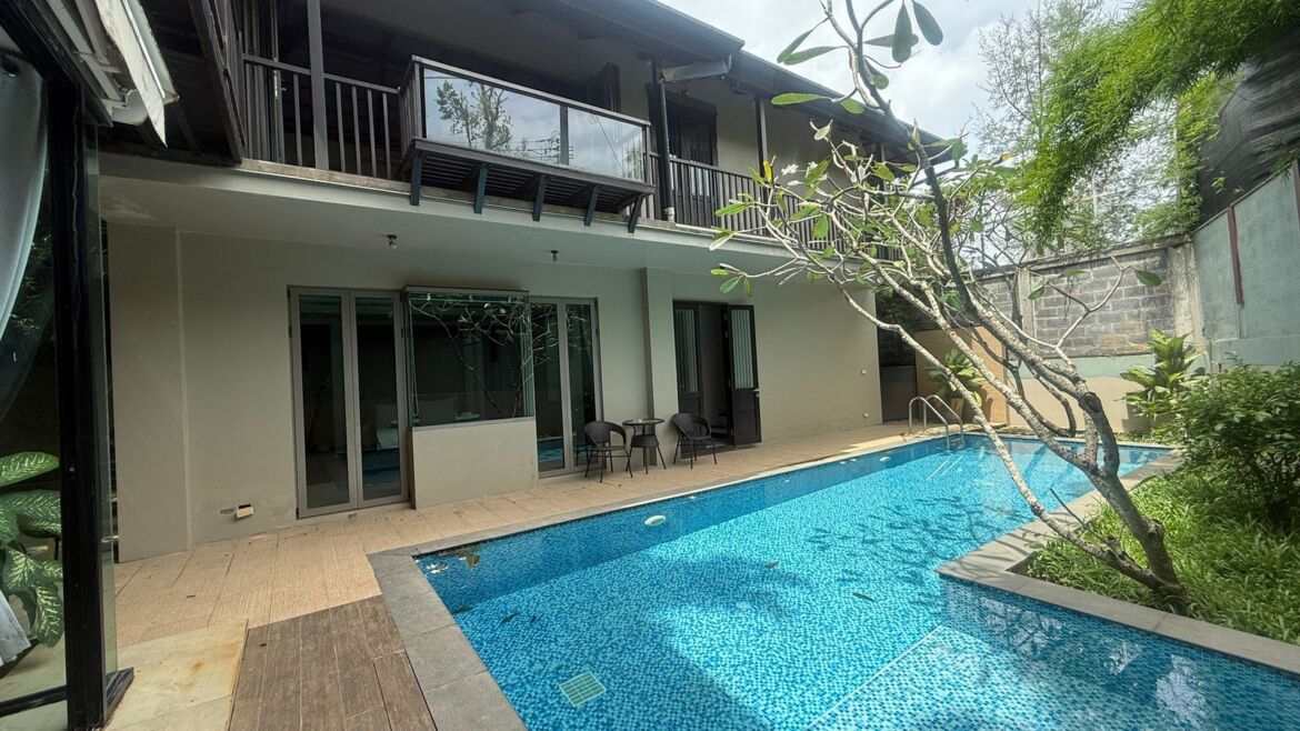 Private Pool Villa near Bangtao Beach
